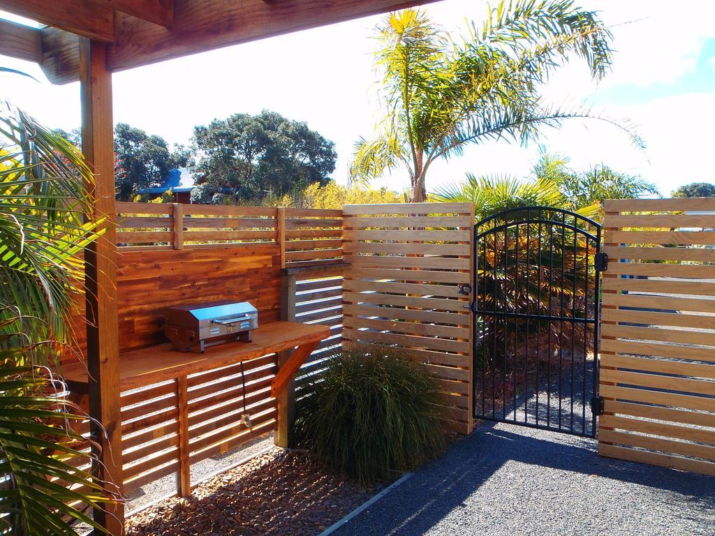In The Heart Of The Beach Waihi Extérieur photo
